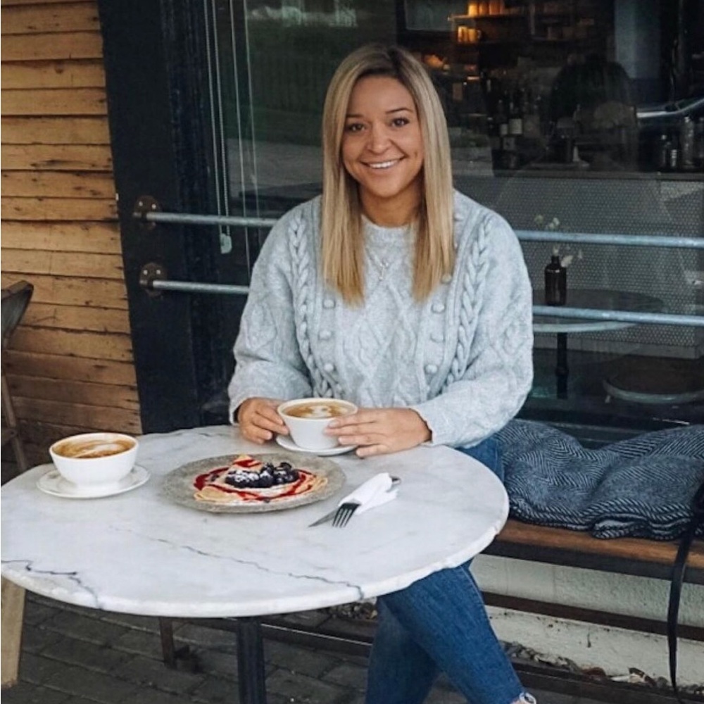 Oversized grey knit chunky sweater